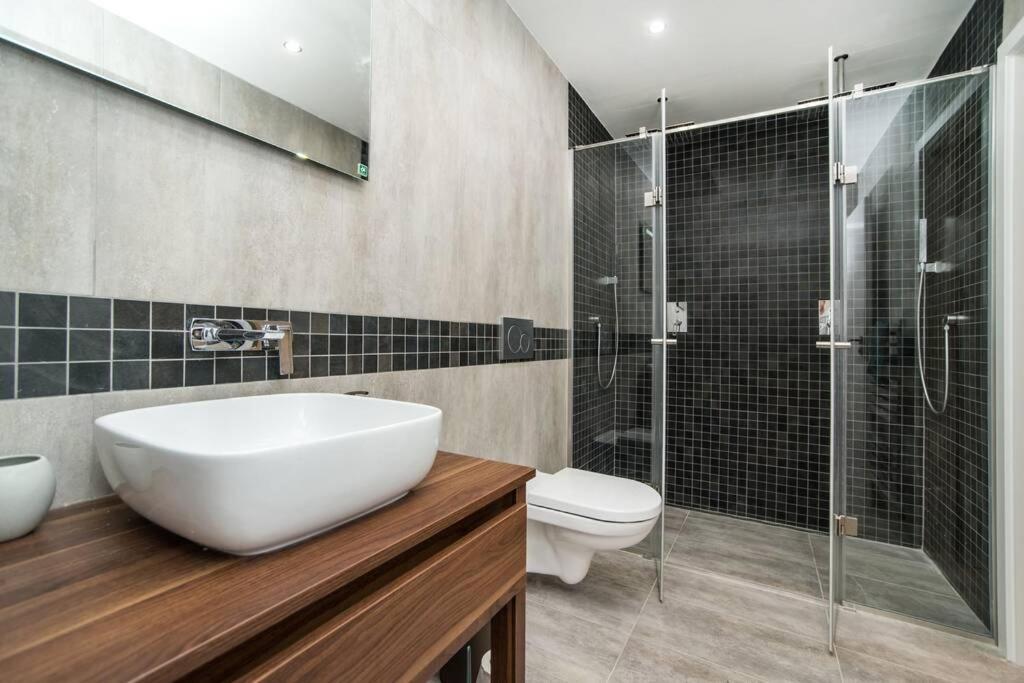 Old Town 1 Bedroom Oasis With Ac And Double Shower براغ المظهر الخارجي الصورة